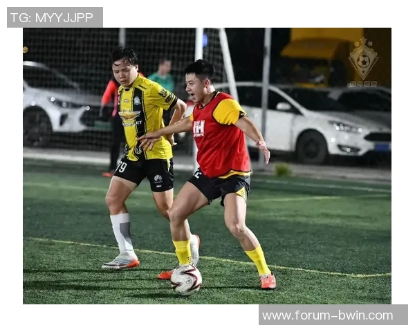 足球不是圆的下载带你领略球场背后的故事与激情